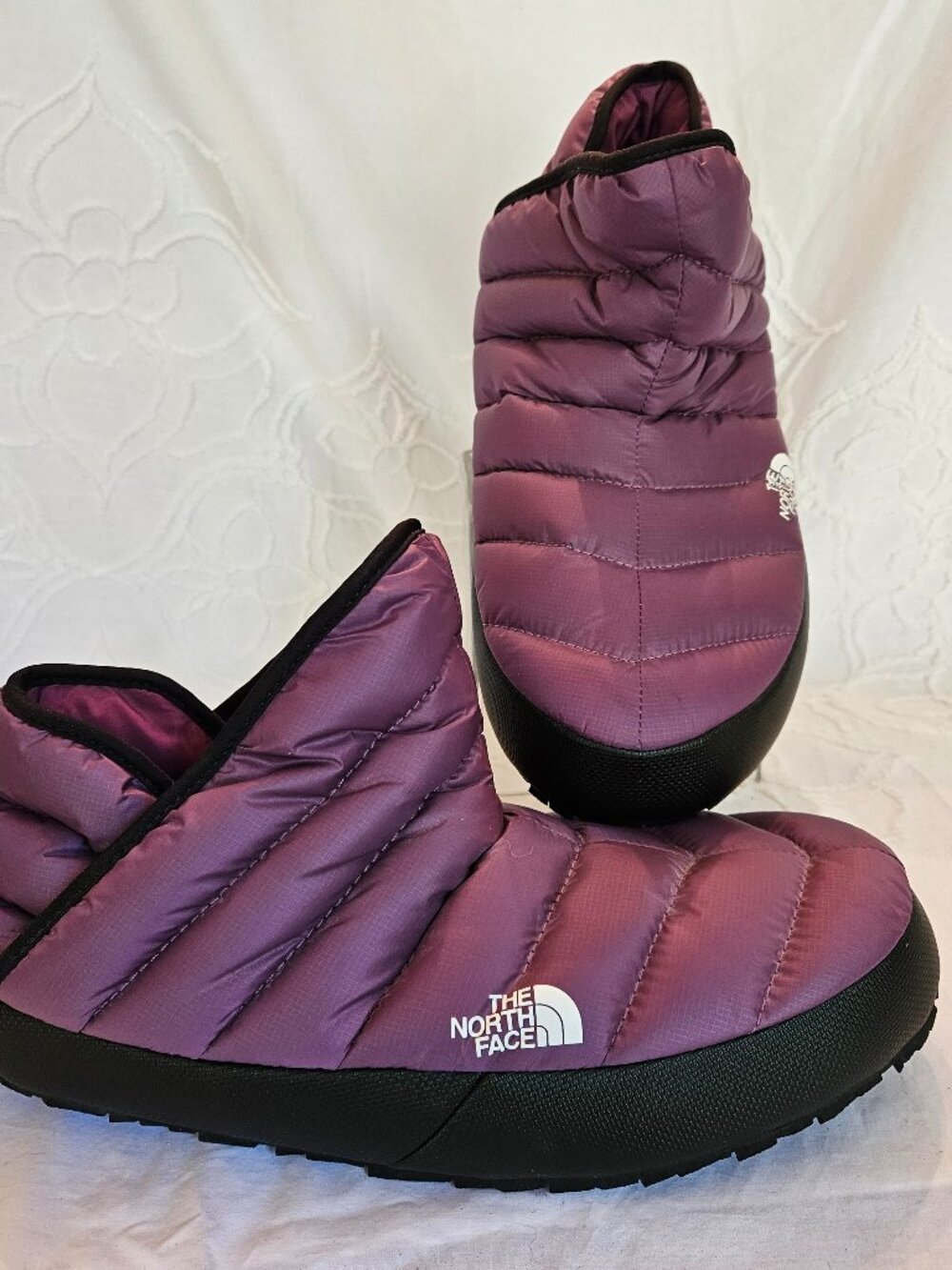 The North Face Thermoball Traction Booties Womens 10 Purple NWOB